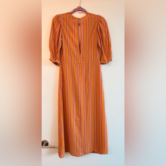 Elegant Striped Midi Dress in Orange and Purple - Picture 5 of 8